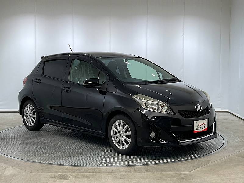 頭 厄介な 著作権 Vitz Rs 中古 疑問を超えて 木曜日 しわ