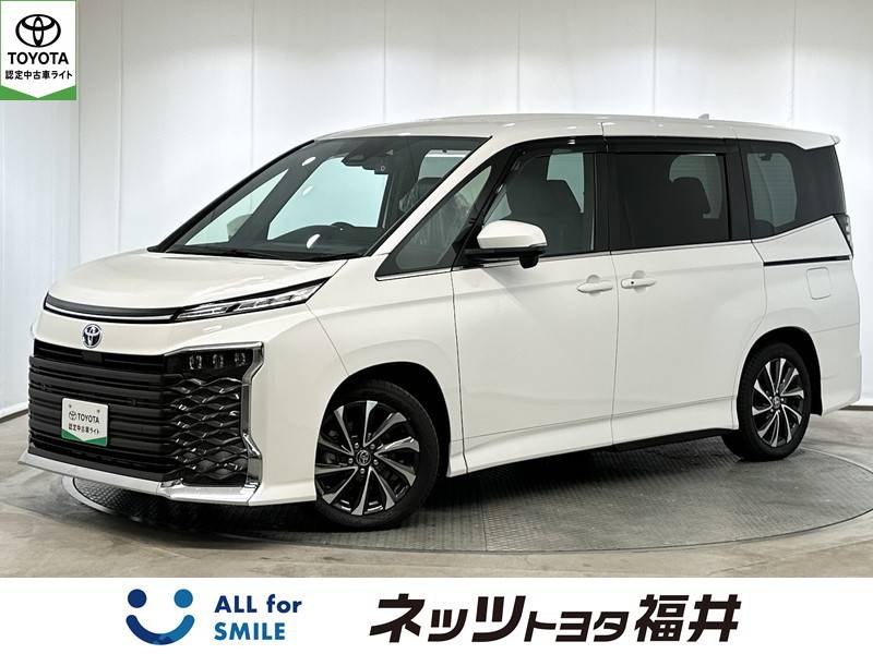 トヨタ ヴォクシーHEV S-Z